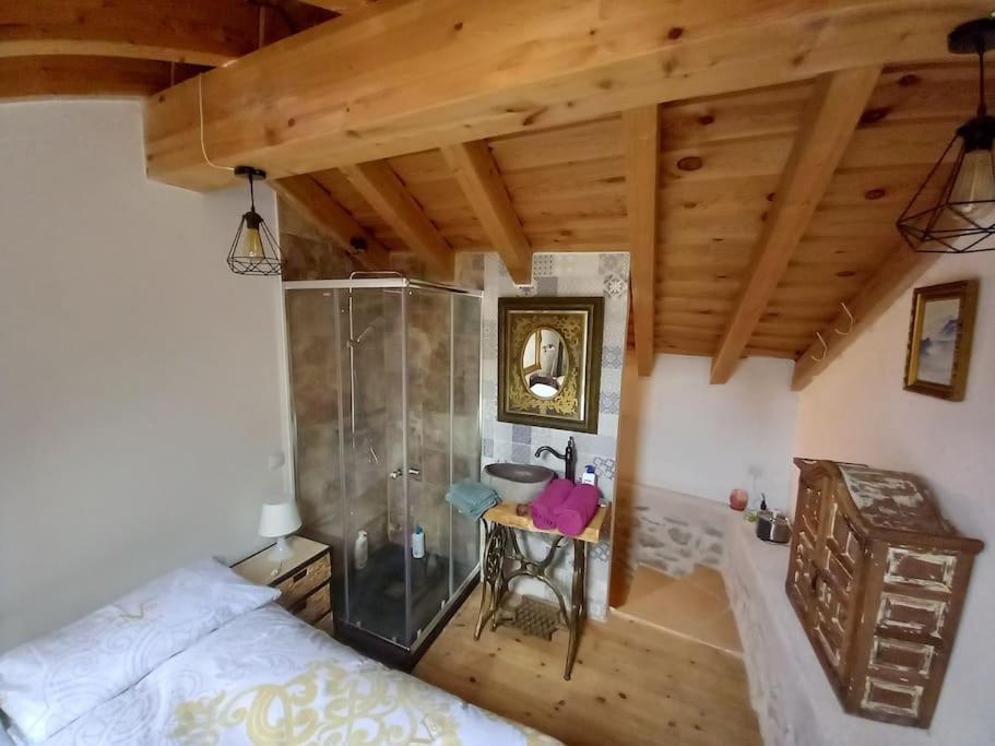 Casita Con Encanto Tranquilidad Villavieja Del Lozoya Wi-Fi En Sierra De Madrid Y A 50 Minutos De Capital Esterno foto